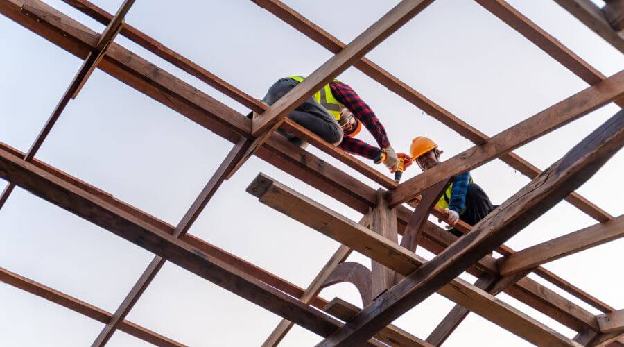 Professional gutter cleaning services in Pinola, MS